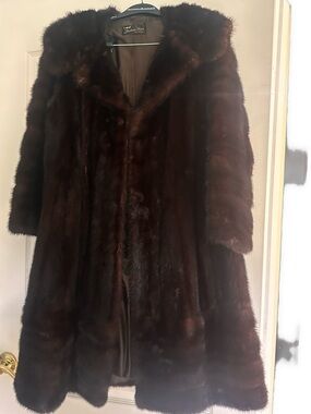 Vintage 60s-70s LUXURY Dark Brown Mink Coat Faden’s Furs, Brooklyn NY Sheepshead